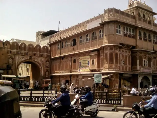 jaipur ville rose architecture