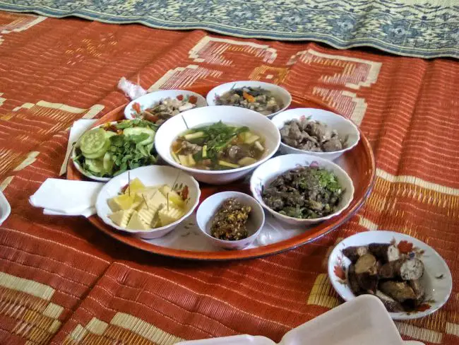 plat traditionnels laos