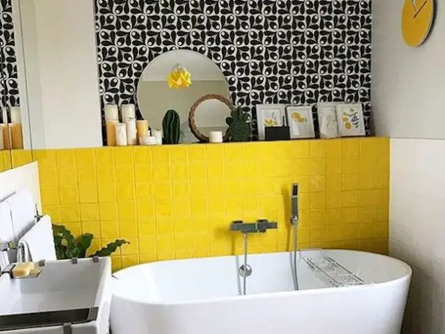 inspiration deco salle de bain jaune couleur