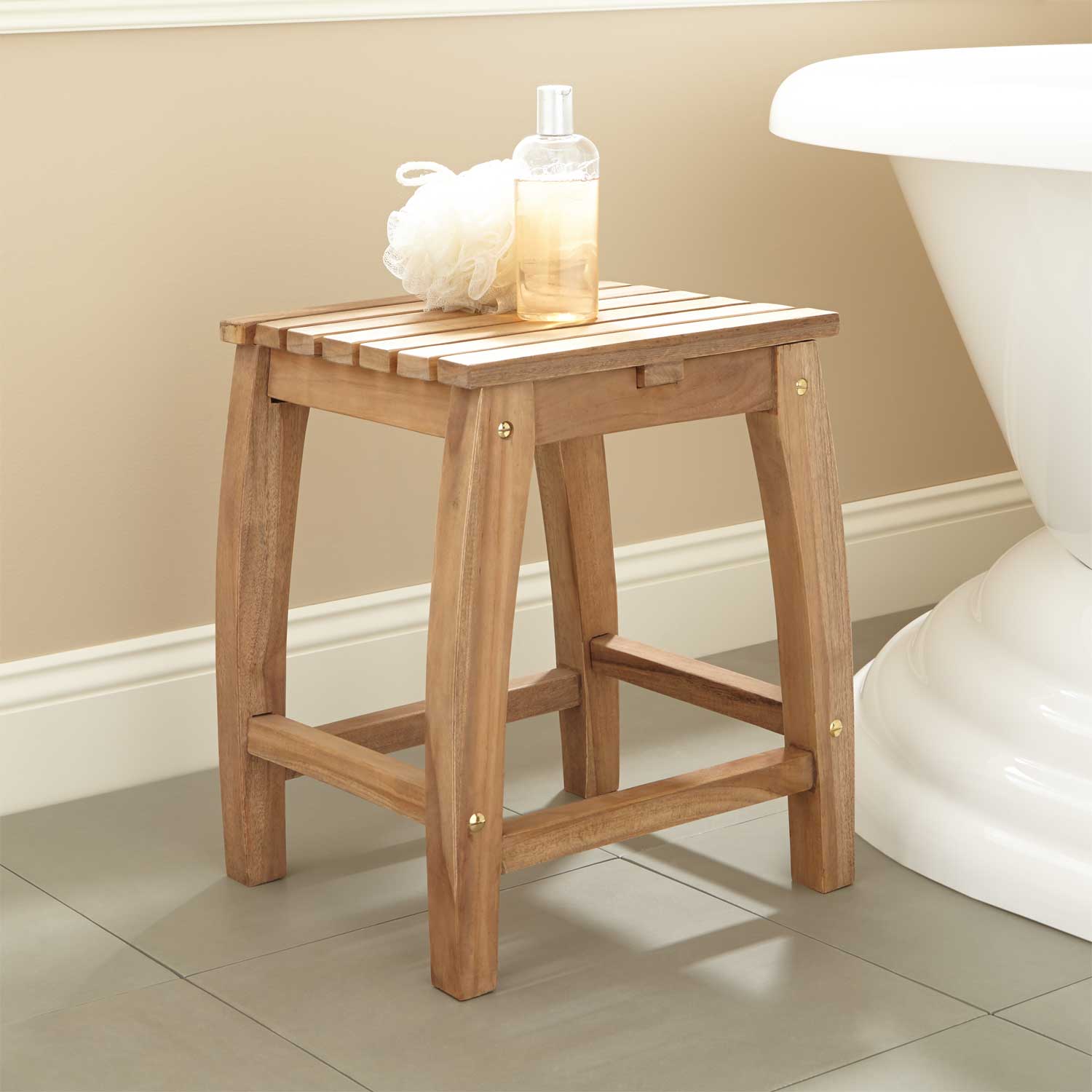 salle de bain tabouret deco bois