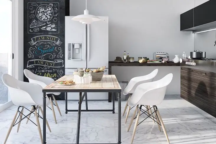 décoration cuisine style industriel nordique table bois métal fauteuil de table blanc et pieds en bois compas