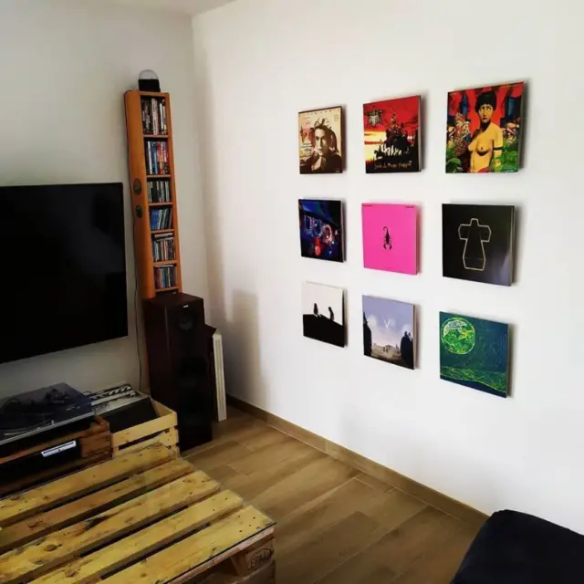 comment accrocher vinyle au mur