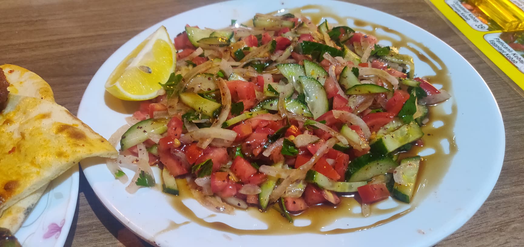 repas turc salade