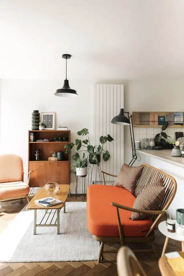 style mid century decoration couleur salon séjour rétro vintage orange