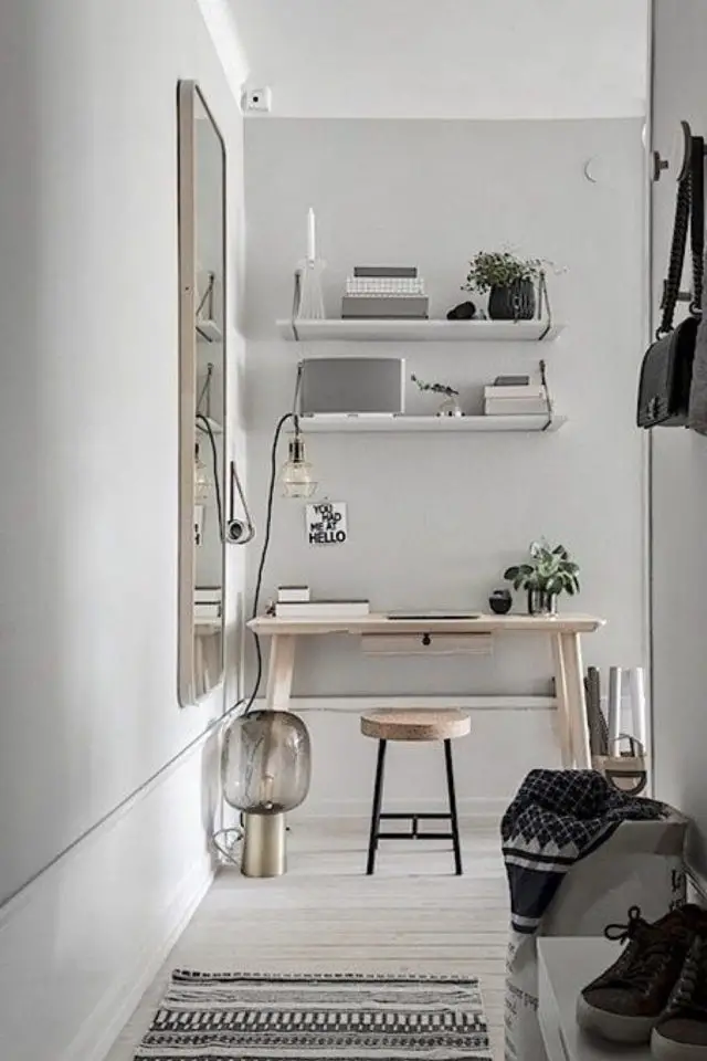 petit bureau teletravail exemple style scandinave chic slow decoration bois gris clair