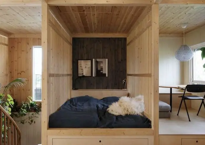 happy small living espace chambre repas minimaliste ambiance japon corée asie bois essentiel simple et chaleureux