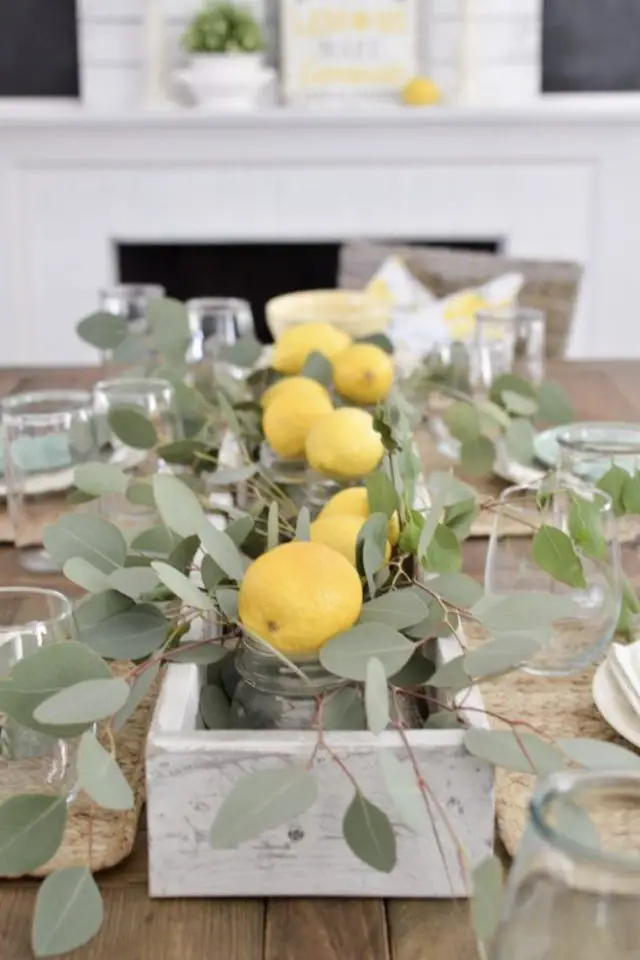 decoration de table agrume citron décor centre table naturel eucalyptus