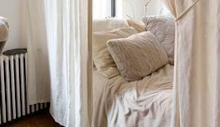inspiration interieur douceur et confort chambre à coucher salon coussin couleur claires