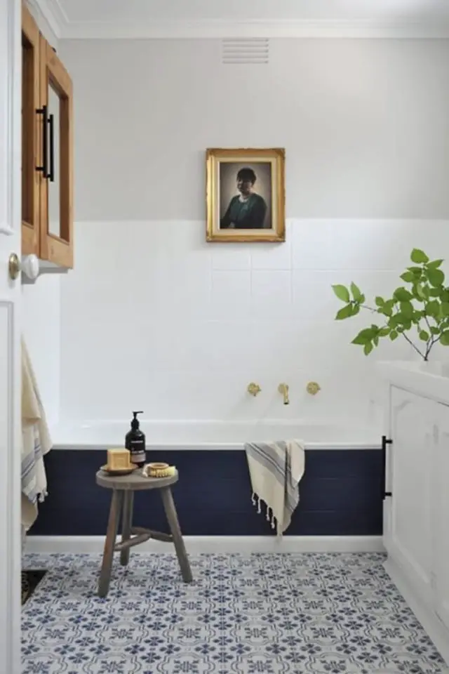 diy renovation salle de bain exemple décoration baignoire élégance