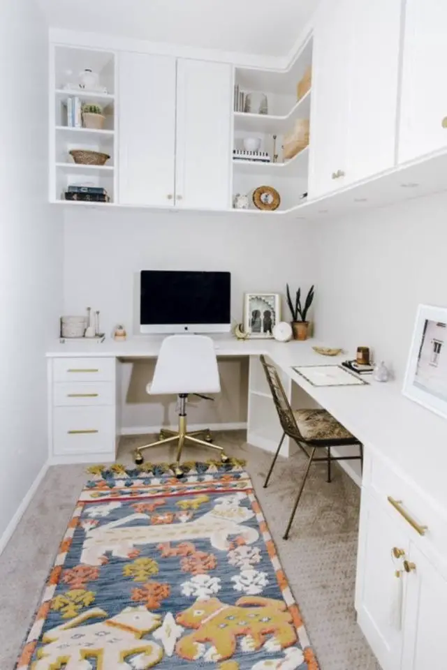 exemple decoration bureau moderne petite pièce blanche meuble en angle grand espace de travail