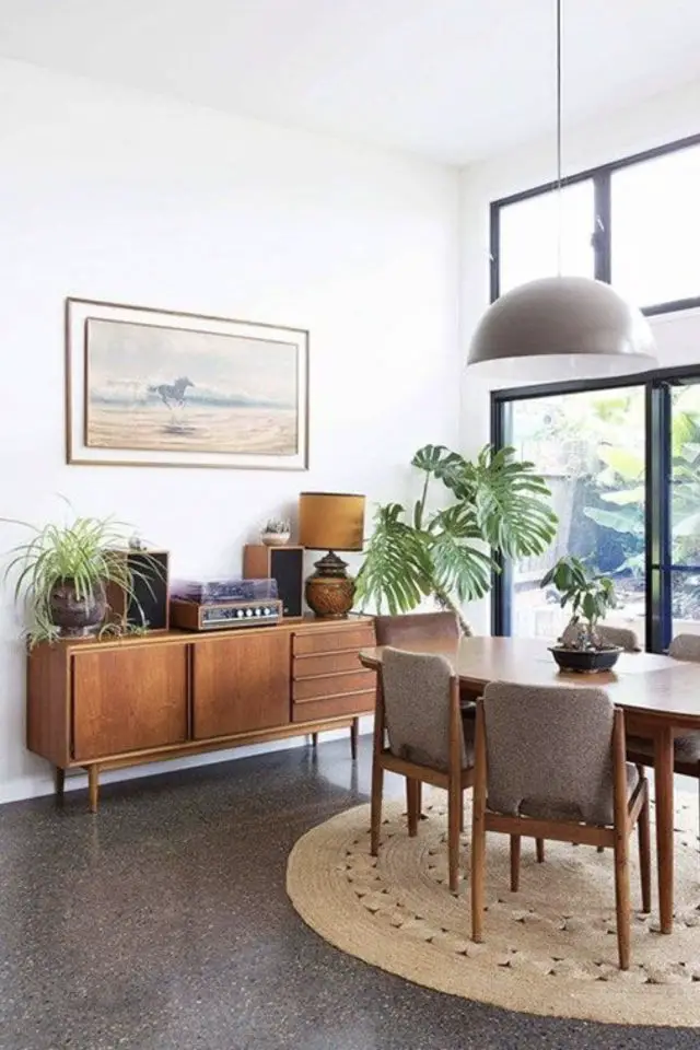 meuble vintage plantes vertes exemple enfilade rétro salle à manger