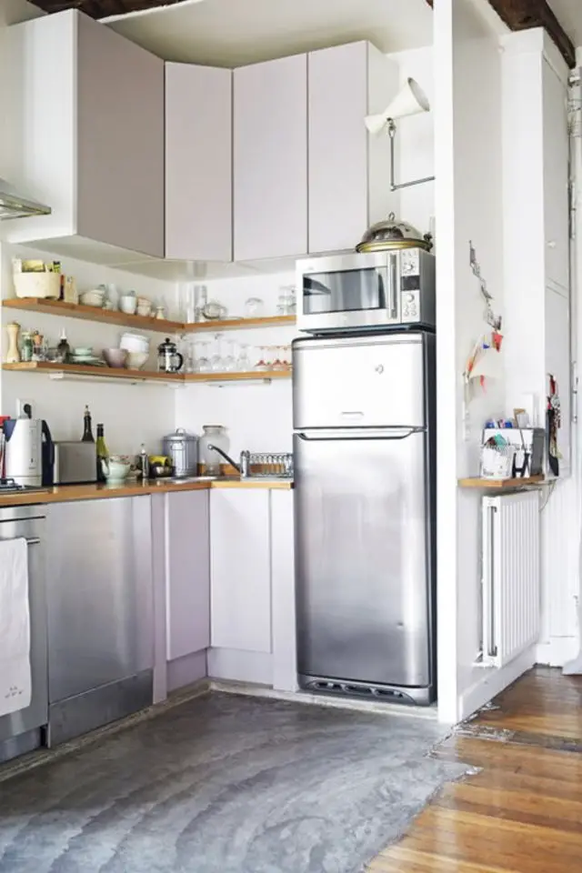 amenagement petite cuisine frigo avec congélateur métallisé 