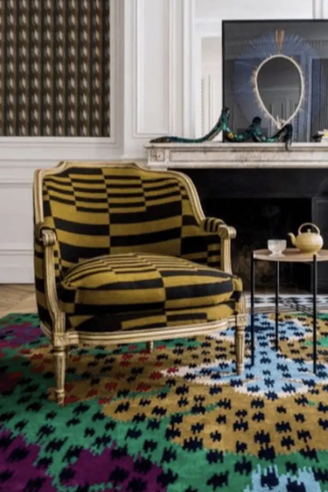 fauteuil motif original exemple jaune et noir rétro
