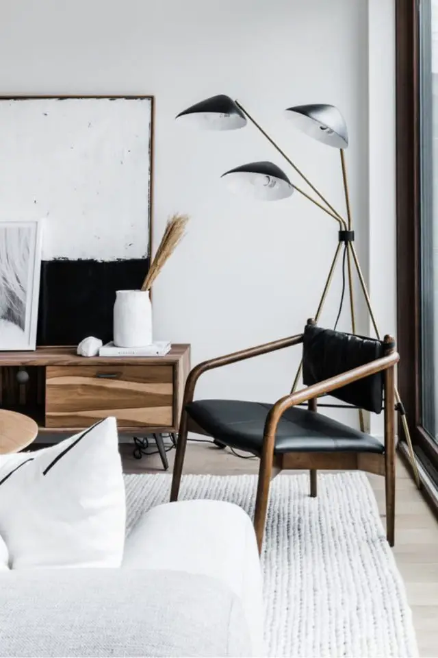 association cuir bois exemple fauteuil mid century modern vintage cuir noir élégant salon séjour