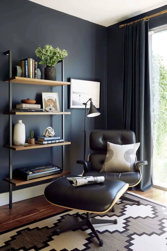 association cuir bois exemple fauteuil lounge Eames et ottoman