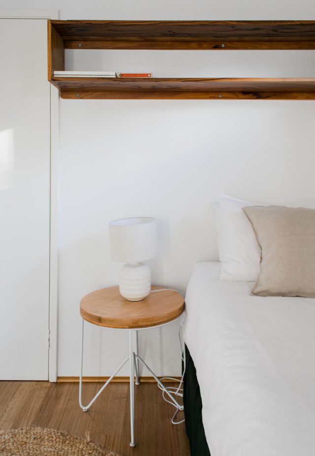 comment choisir lampe chevet style scandinave slow living simplicité blanc tabouret bois