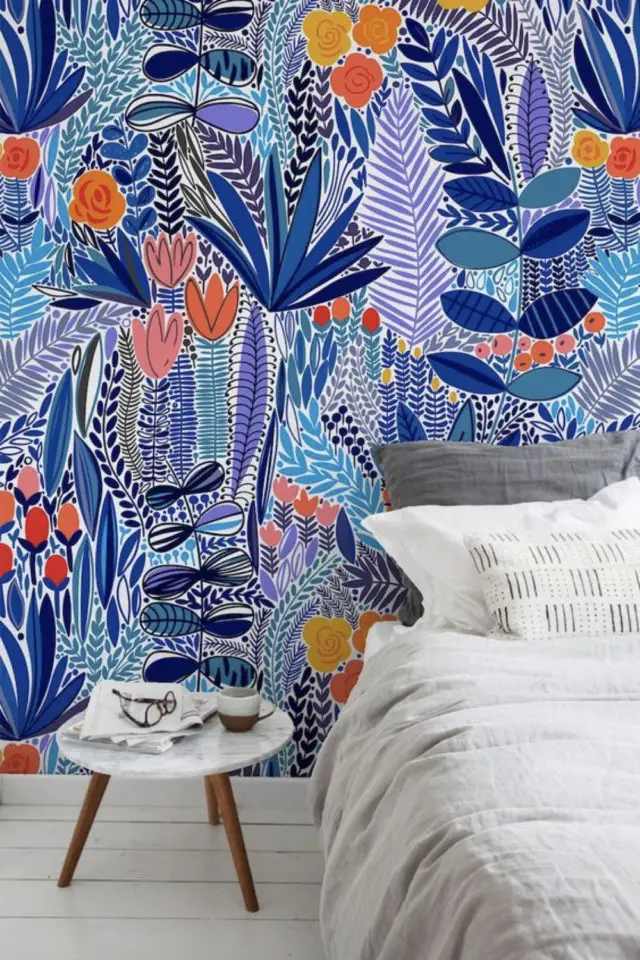 decoration motif floral couleurs chambre à coucher nuance de bleu et orange