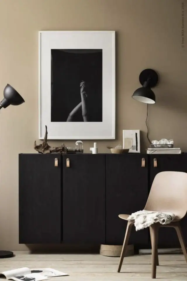 exemple ikea hack meuble bas buffet mural sombre chic