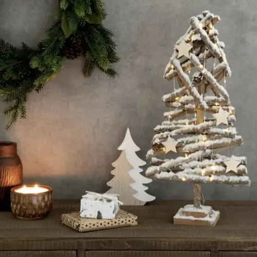 decoration noel maisons du monde Sapin de Noël lumineux en bouleau enneigé H60