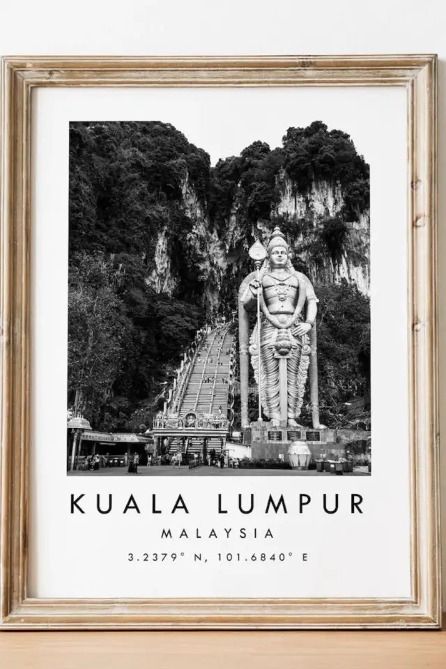 Ou trouver poster vintage voyage Malaisie Affiche Kuala Lumpur Batu Cave Shiva
