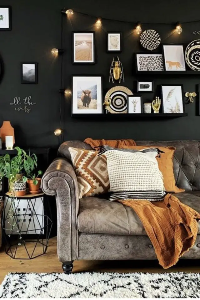 couleur noir deco salon exemple ambiance bohème tendance cadre décoration murale