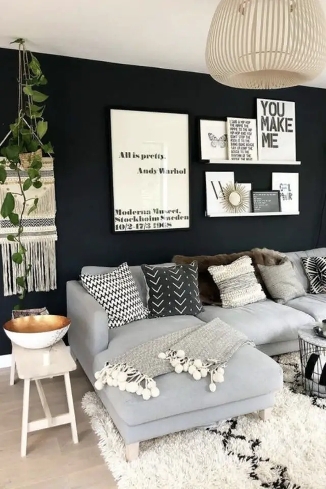 couleur noir deco salon exemple peinture murale canapé d'angle gris ambiance familiale