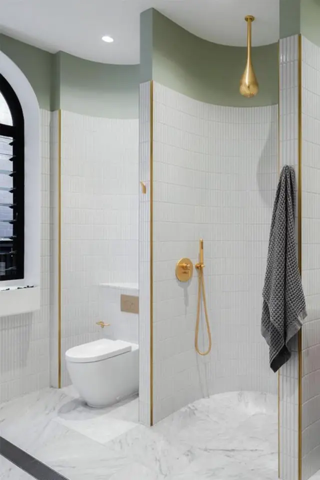 decoration tendance incurve rond agencement salle de bain douche toilette mur arrondis
