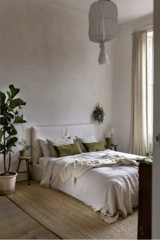 exemple chambre minimaliste cosy couleur neutre plante figuier beige