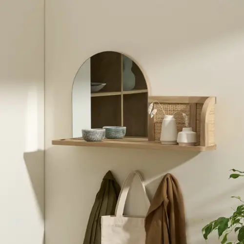 accessoire salle de bain moderne design Miroir arrondi avec étagère, frêne et rotin