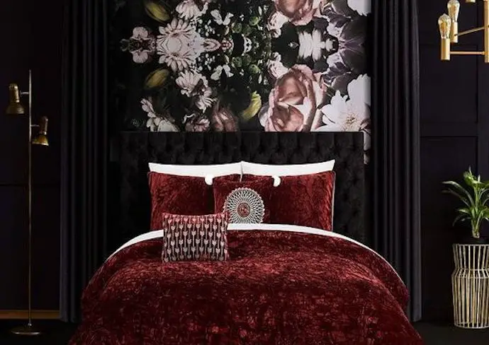 blog decoration interieur elegance couleur velours chambre sombre intense