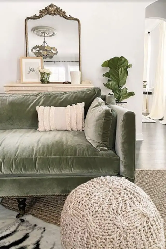 deco couleur vert sauge pas cher canapé velours tendance moderne élégant salon séjour