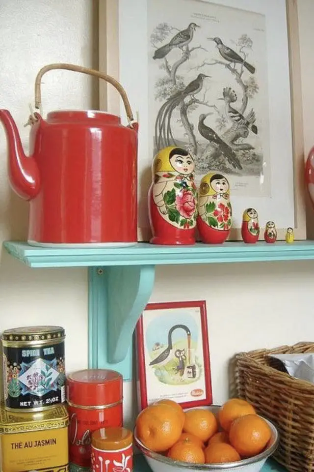 decoration rangement jouets adulte exemple style rétro poupée russes vintage