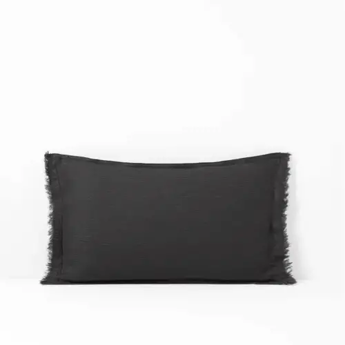 accessoire decoration noir exemple Housse de coussin lin lavé carbone rectangulaire