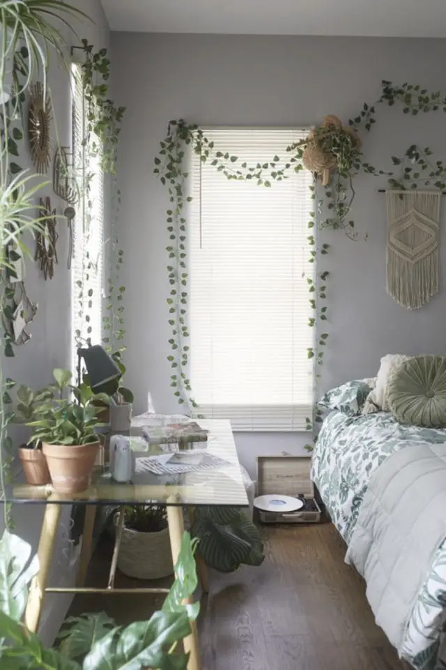 exemple deco chambre lit fleuri vert et blanc simple moderne ambiance nature