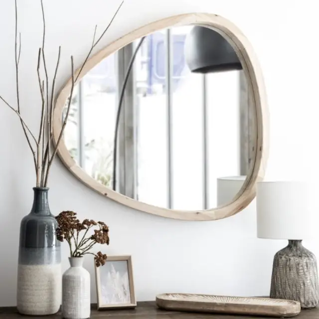 decoration petit meuble arrondi pas cher Miroir en sapin 75x70 forme ovoïde organique