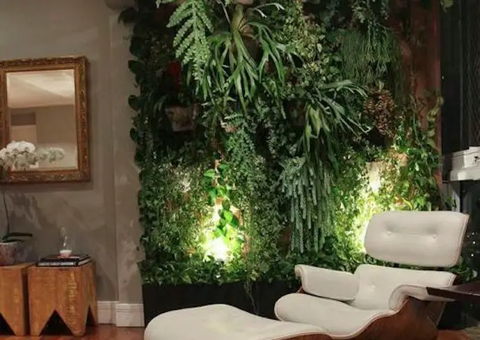 mur vegetal interieur exemple plantes vertes gain de place appartement