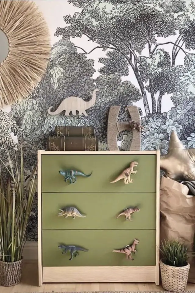 deco chambre enfant dinosaure exemple DIY commode bouton de tiroir avec jouets récup