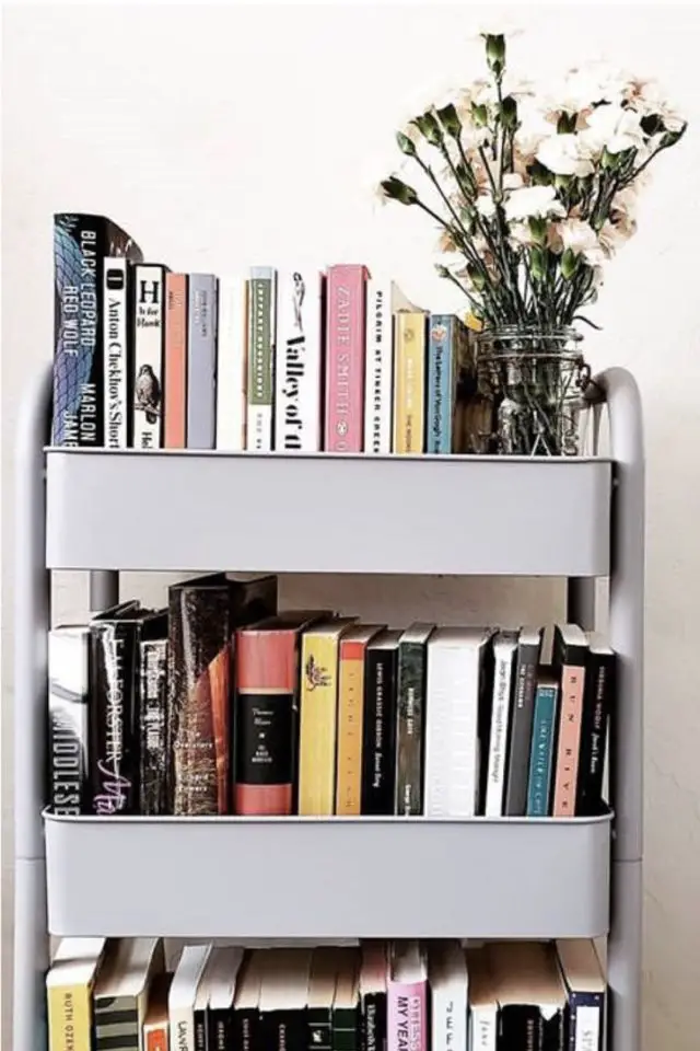 rangement meuble appoint metal exemple desserte ikea grise livre mini bibliothèque