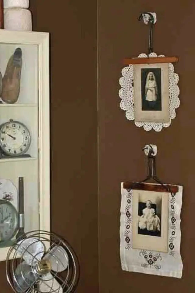 cintre recup suspendre decoration effet vintage photo de famille déco murale