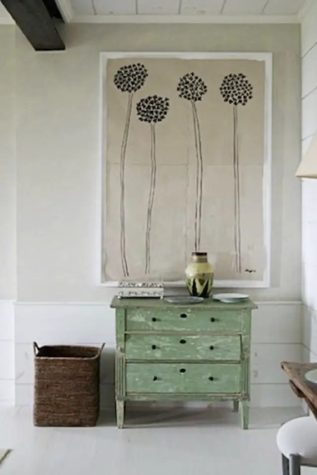 meuble vintage colore patine exemple commode vert sauge ambiance minimaliste chaleureux
