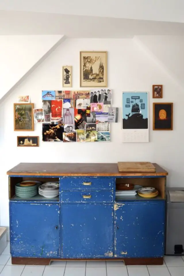 meuble vintage colore patine exemple vaisselier bois abimé grunge déco murale affiche poster