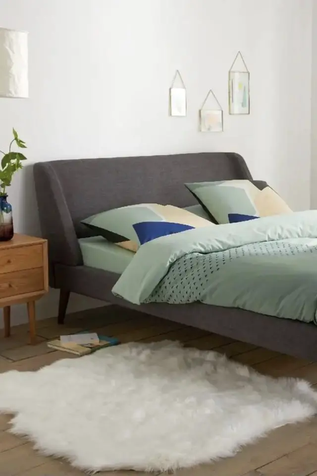 promo deco meuble la redoute 2022 Lit gris anthracite avec tête de lit