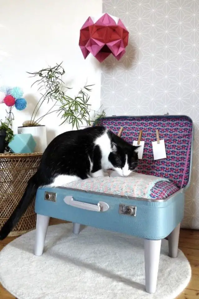 decoration recup valise vintage bricolage facile panier pour chat