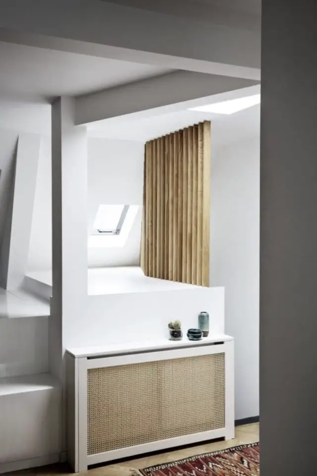 exemple coffrage radiateur decoration salle de bain moderne épurée élégante