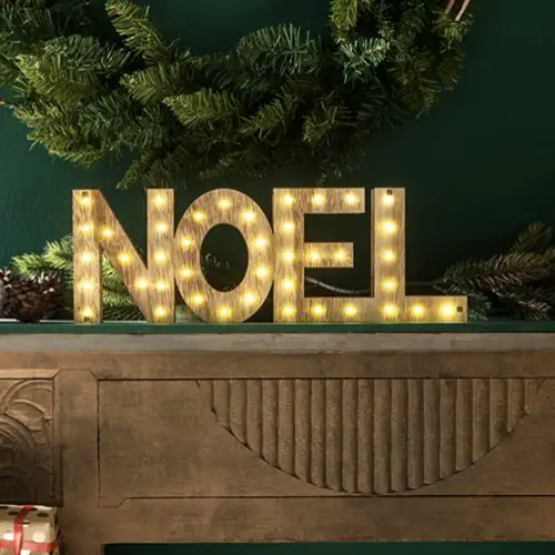 objets decoratifs noel dessus buffet Décoration de Noël lumineuse mot à leds blanches 44cm