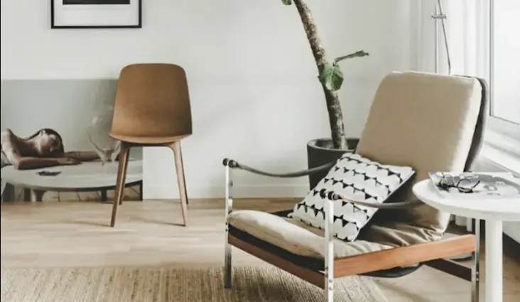 coin fauteuil salon cosy décoration angle pièce de vie aménagement meuble moderne vintage