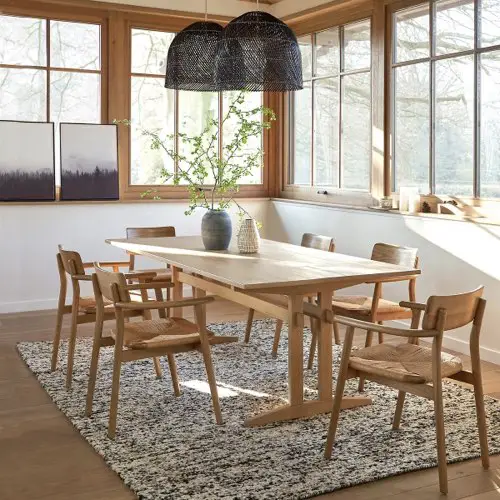 deco et meuble moderne black friday Table 6 à 8 couverts pin massif brossé