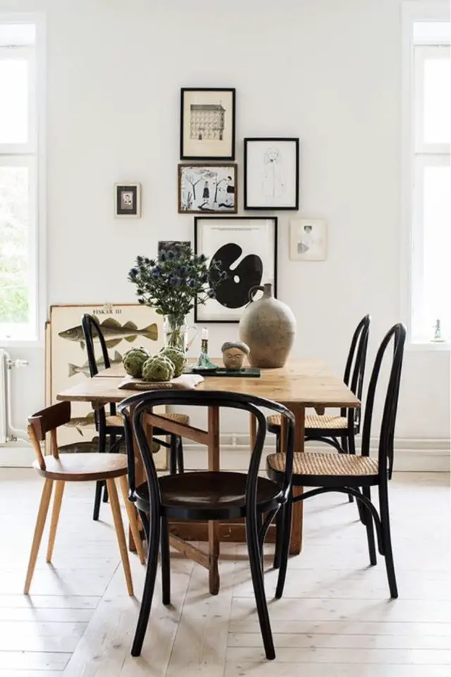 decor salle a manger eclectique exemple mix and match chaises rétro table en bois rectangulaire
