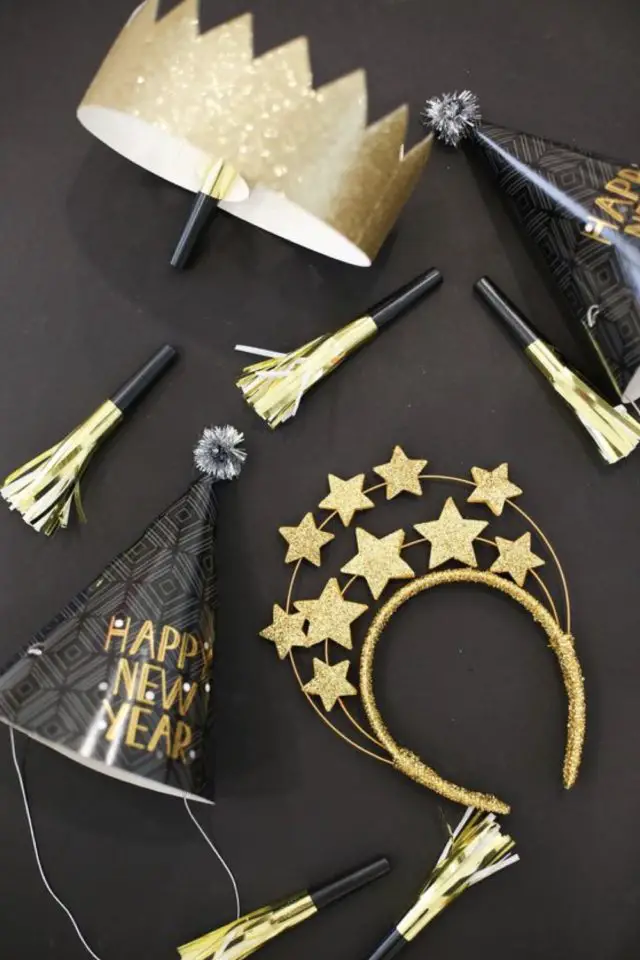 decoration nouvel an noir et or accessoire de fêtes réveillon amusement