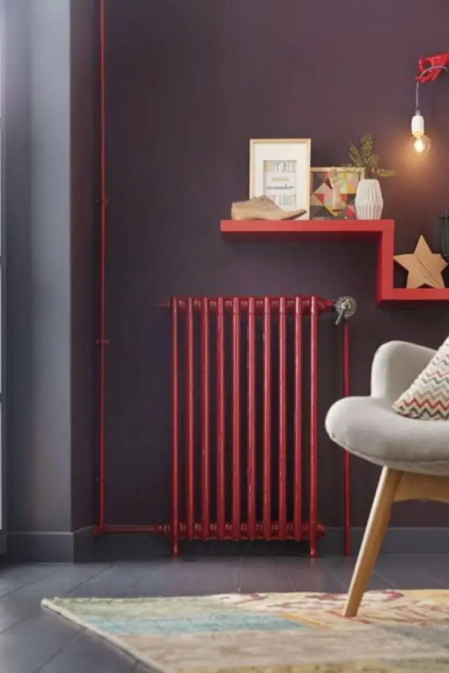 decoration peinture radiateur exemple contraste mur noir chauffage rouge diy déco